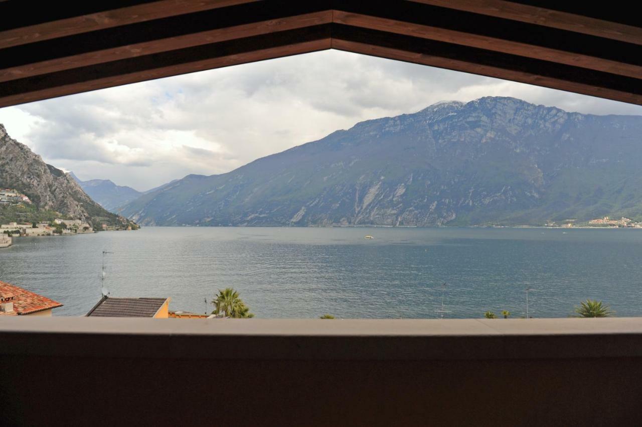 Bella Vacanza Limone Лімоне-суль-Гарда Екстер'єр фото
